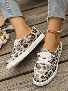Women's Casual Sneakers, Fashionable Slip-On Leopard Print Lightweight Sport Skateboard Shoes, Versatile Student Casual Shoes
