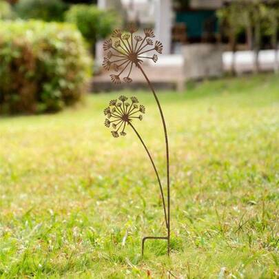 1pc Natural Rusted Metal Garden Stake Decor - Modern Floral Design, Durable Outdoor Rustic Appearance, Suitable For Garden, Patio, Balcony, Planter - Perfect Gift, Garden Decoration