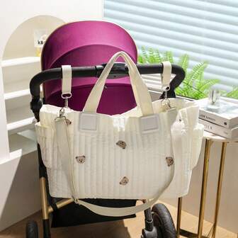 Bolso de tote de viaje con bordado de oso lindo - Poliéster ligero, adecuado para equipaje, portátil o de hombro, bolsillo con cremallera lateral para almacenamiento adicional, excelente para equipo de camping, artículos de tocador y aperitivos, marfil, bolso de hombro portátil | Diseño adorable de oso | Bolso con asa acolchada, decoración de oso