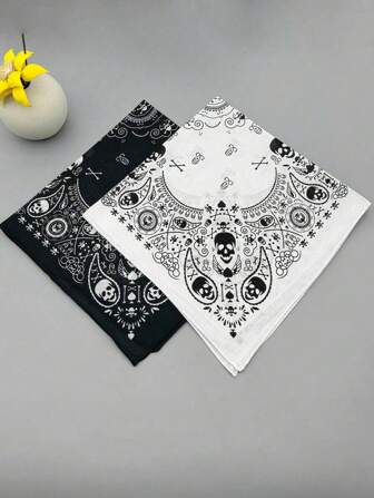 1 pezzo Bandana con disegno di teschio e fiamme, foulard per pirata/hip hop/danza di strada (per spedizioni in blocco, verranno inviati casualmente 2 modelli tra quelli mostrati nelle figure da 4 a 7)