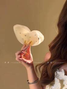 1个优雅蝴蝶装饰发夹，别致法式风格透明闪亮网纱设计发爪夹，适合女性，美发工具，美容配饰，卷发，秋季，旅行，美发工具，女士配饰，发饰，秋季，头发，适合女性，旅行，女士，发饰，美发工具，美容配饰，礼物，旅行，送给女性的礼物，发饰，适合女性，圣诞礼物，成人圣诞礼物，成人，发饰，女士配饰，圣诞礼物，成人发饰，圣诞礼物，成人发饰，送给女性的礼物创意，美容圣诞礼物，送给女性的礼物，夏季服装 - 彩色 - 查看 5