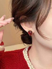 2 piezas Pendientes con colgante de fresa en miniatura, pendientes de moda para mujer, apropiados para fiesta, reunión, cumpleaños y uso diario en verano