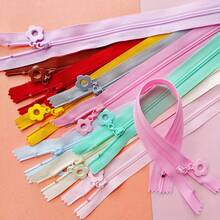 5pcs Random Color Flower Decor Zippers, 25cm Long Assorted Colored Zipper Pulls, Suitable For DIY Sewing, Crafts, Wallets - Multicolor - View 1