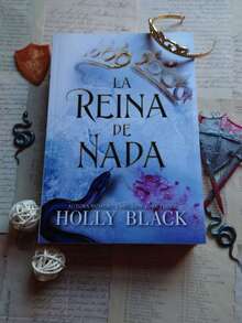 LIBRO REINA DE NADA Pasta Blanda - Libro único - Ver 2