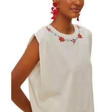 FARM Rio Cross Stitch Flowers Tee | Fall Fashion | Women Sports Tees & Tanks