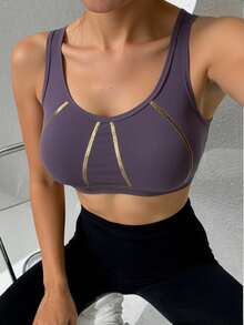 Top deportivo sin mangas y unicolor minimalista para mujeres. Top de entrenamiento para mujer. - Bold Plum - Ver 1