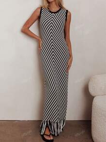 Women's Fashionable Minimalist Elegant Contrast Color Striped Knitted Sleeveless Dress