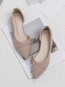 女士尖头平底鞋2025春夏新款浅口软底侧镂空仙女款温柔优雅上班乐福鞋