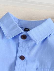 1 pieza Camisa con cuello con solapa y bolsillo con estampado de lunares azules para niños, apta para primavera/verano, playa, fiesta casual, fiesta de cumpleaños, para niño anfitrión - Azul - Ver 3