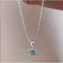Women Pendant Necklaces
