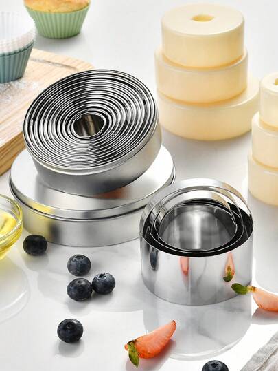 1pc/3pcs/11pcs/12pcs Round Metal Baking Rings Cookie Cutter, Durable And Reusable, Pie Press, Baking DIY Tools For Cake Decoration, Gummy Cookies, Mousse Cake, Dough Cutting, Cookies, Donuts