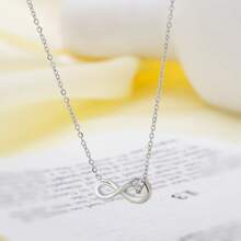 Women Pendant Necklaces