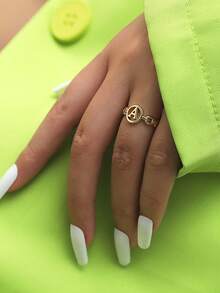 1 pieza Anillo de letra dorada personalizada de moda con diseño de la letra 26 - Amarillo Oro - Ver 16