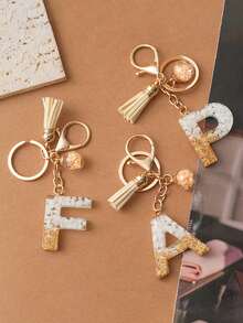 1个可爱白色钥匙扣，圣诞钥匙扣，女士字母流苏钥匙扣，可挂在钥匙、钱包、手提包、背包上，节日圣诞礼物，家居装饰 - 白色 - 查看 3