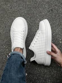 Men's Classic Black & White Contrast Color Block Lace-Up Casual Sport Sneakers, Niche Fashion Letter Pattern Comfortable Height-Increasing Couple Shoes - White and Black - View 9