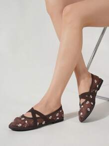 Balerini din plasă pentru femei, model floral brodat, stil elegant, minimalist, respirabil, stil vintage Mary Jane, fără slip-on, la modă și confortabili pentru purtare de zi cu zi.