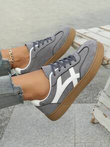 新款休闲运动鞋，时尚灰色百搭运动鞋，仿麂皮系带，女士学生鞋 - 灰色 - 查看 5