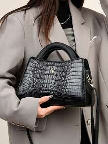1 件时尚鳄鱼纹仿皮斜挎包 - 纯色大容量单肩包，拉链开合，涤纶衬里，边缘涂漆细节，适合旅行和通勤
