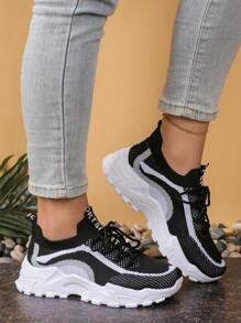 1 Paar sommerliche sportliche Damenschuhe, farbblockgestreiftes Kreuzriemen-Strickdesign, atmungsaktiv, geeignet für Schule, Arbeit, Laufen, Fitness, Wandern, Partys, Lässig-Wear, Dates, vielseitige, flache Modeschuhe