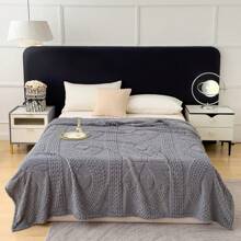 1pc Heart Shape Bow Pattern Ultra-Soft Taffeta Plush Throw Blanket - Lightweight, Fluffy, And Cozy For Sofa Or Bed, White, All-Season Comfort, Perfect For Snuggling Or Lounging, Blanket For Bed