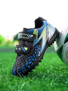 儿童足球鞋，儿童训练鞋，魔术贴搭扣，无需鞋带，适合12岁以下儿童，足球训练鞋，橡胶鞋钉，适用于人造草坪、泥地、短草场地