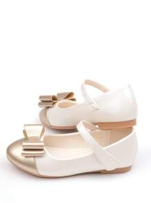 CAIWENNIAO Girls Princess Shoes, Soft Leather School & Performance Flats For Little Kids, Spring Autumn