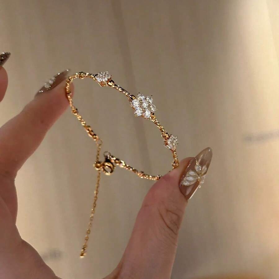 Vòng tay nữ mạ vàng 18K đính đá Zirconia hình cỏ bốn lá kiểu Pháp cổ điển - Vàng - Xem 1