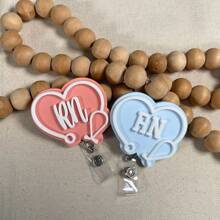 Spersonalizowany bębenek na identyfikator pielęgniarki Spersonalizowany bębenek na identyfikator pielęgniarki Wciągany bębenek na identyfikator stetoskopu Uchwyt na identyfikator Serce pielęgniarki