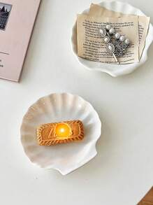 1 pieza Bandeja de joyería con forma de concha, de material cerámico, pequeña bandeja de almacenamiento, decoración de tocador para el dormitorio, utilizada para almacenar joyas, regalo de vuelta a la escuela