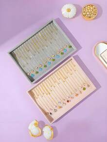 1件，项链收纳盒带透明盖展示首饰托盘带透明盖珠宝项链展示盒适用于项链吊坠适合女士女生展示盒收纳盒