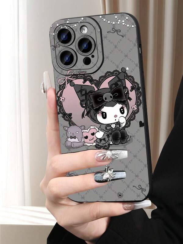 Sanrio 1 pezzo Custodia per telefono creativa e carina con stampa 2D del vestito della principessa Kuromi, adatta come regalo per il fidanzato, l'amico, il fratello, la famiglia, il collega, la coppia, il compagno di classe, l'insegnante, per compleanni, vacanze, in morbida finitura opaca nera, con protezione completa anti-polvere e impermeabile, compatibile con 13/17/16/15/14/13/12/11/Pro/ProMax/X/XR/XS/XSMAX/7/8/PLUS e modelli