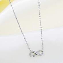 Women Pendant Necklaces