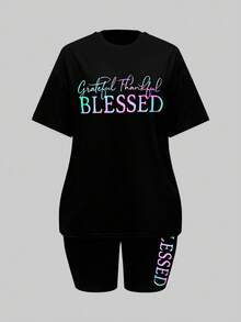 Set de tricou lejer cu imprimeu de litere și pantaloni scurți skinny pentru femei de mărime mare - Negru - Vizualizare 2