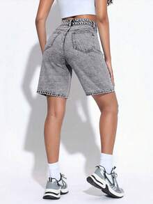 Quần short Bermuda cạp cao dành cho nữ, quần short denim dáng rộng thoải mái thời trang mùa hè. - Màu Xám nhạt - Xem 2