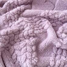 1 件心形蝴蝶结图案超柔软塔夫绸毛绒盖毯 - 轻盈、蓬松、舒适，适合沙发或床，白色，四季舒适，非常适合依偎或休息，床上用毯子 - 淡紫色 - 查看 7