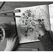 1pc Random Style Students Stress Relief Drawing Coloring Book, Mandalas Coloring Pages, English Version Random Design