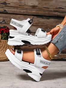 Sandalias de mujer de verano 2025, sandalias con cuña y suela gruesa, sandalias de tacón alto, sandalias de playa versátiles de moda, sandalias casuales para exteriores, zapatos sencillos para ir al trabajo para mujer - Blanco - Ver 5