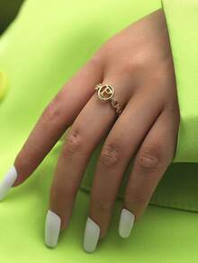 1 pieza Anillo de letra dorada personalizada de moda con diseño de la letra 26 - Amarillo Oro - Ver 8