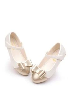 CAIWENNIAO Girls Princess Shoes, Soft Leather School & Performance Flats For Little Kids, Spring Autumn