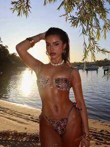 Bikini in stile solido nuovo europeo e americano per vacanze, bikini per festival musicali, feste e locali notturni con decorazioni metalliche alla moda e sexy