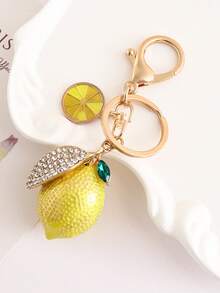 Llavero creativo con forma de limón blanco y rojo con brillantes, dije para bolso de mujer, llavero de aleación de metal con mariquita con brillantes, regalo de dibujos animados con soporte para identificación, accesorios para automóvil, dijes para bolsos