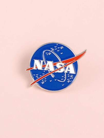 1pc/2pcs Astronaut Space Alloy Emblem Badge, Perfect For Decorating Bags And Clothes, Ideal Gift For Holidays Backpack For School Kpop Teacher Supplies Bag Charms Cute Office Accessories Shirts Jacket Jewelry Christmas Halloween Pins,Autumn-Winter Accessories,Suitable For Teens, Youth,Men,Casual, Outdoor, Athletic, Vacation, Graduation Gifts, Birthday, Daily Wear Clothes Pin Funny Teacher Gifts