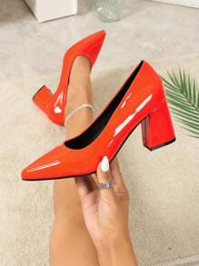 Petits escarpins rétro de style "babies" pour femmes, nouvelles chaussures à talons hauts pour femmes, chaussures de robe décontractées et élégantes à talon épais de couleur unie et à bout rond, style coréen