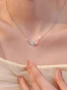 1 pezzo Semplice collana con ciondolo a forma di cuore in acciaio inossidabile e zirconia cubica, stile minimalista e bello, catenina da clavicola adatta per uso quotidiano