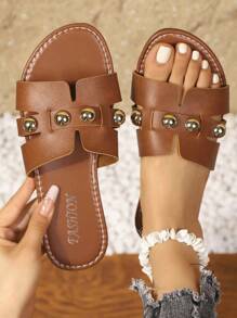 Zapatos de playa para mujer de estilo casual europeo y americano, de unicolor, de puntera abierta, con forma de H hueca, incrustados con remaches, para uso casual al aire libre, sandalias romanas versátiles para vacaciones en la playa con suela plana antideslizante