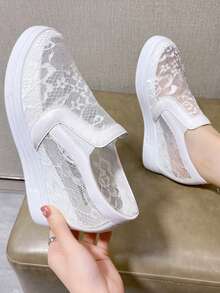 夏季蕾丝网眼一脚蹬厚底运动鞋，透气、百搭、舒适柔软的鞋底 - 白色 - 查看 1