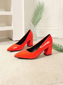 Petits escarpins rétro de style "babies" pour femmes, nouvelles chaussures à talons hauts pour femmes, chaussures de robe décontractées et élégantes à talon épais de couleur unie et à bout rond, style coréen