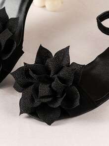 2026新款儿童高跟凉鞋，时尚高跟鞋，漂亮女孩之选，闪亮钻石凉鞋，波西米亚风格，完美设计凉鞋，红色高跟舞鞋，高中生和大学生凉鞋