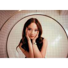 1 件礼物现代流行著名时尚歌手 Laufey 音乐专辑封面海报帆布画墙壁艺术图片酒吧俱乐部家居装饰可选框架 - 彩色 - 查看 32