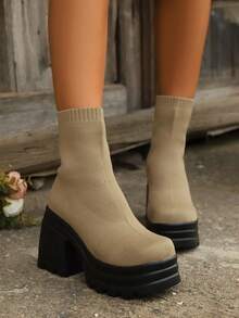 女式法式百搭弹力修身靴，粗跟，后拉链，时尚踝靴，适合秋冬 - 卡其色 - 查看 5